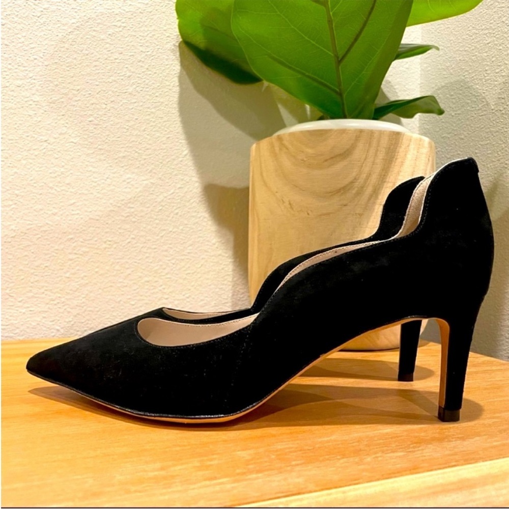 NWOB Boden Carrie scalloped suede heel, black, 39.5